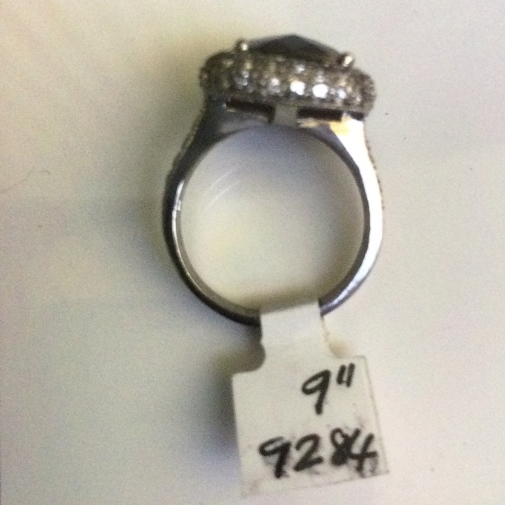 , 925 Sterling silvers Amethysts with CZ pavé setting ring.Rhodium plated 14kt - Picture 4 of 6